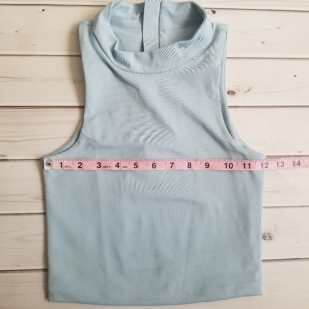 Girlfriend Collective Freddie Crop Sky Blue XS